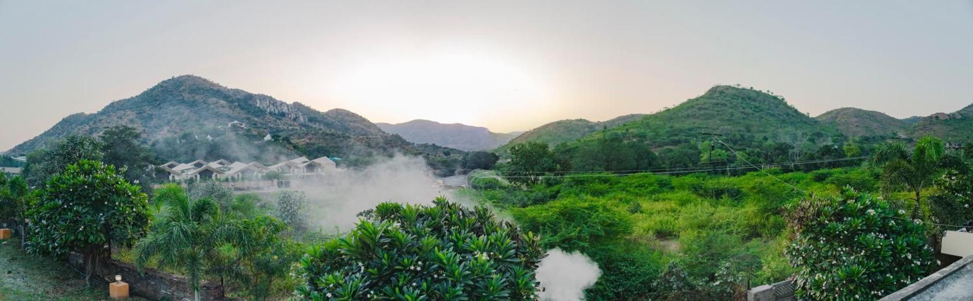 Udai Nature Valley Resort - A Peace Full Farmhouse Resort Udaipur Kültér fotó