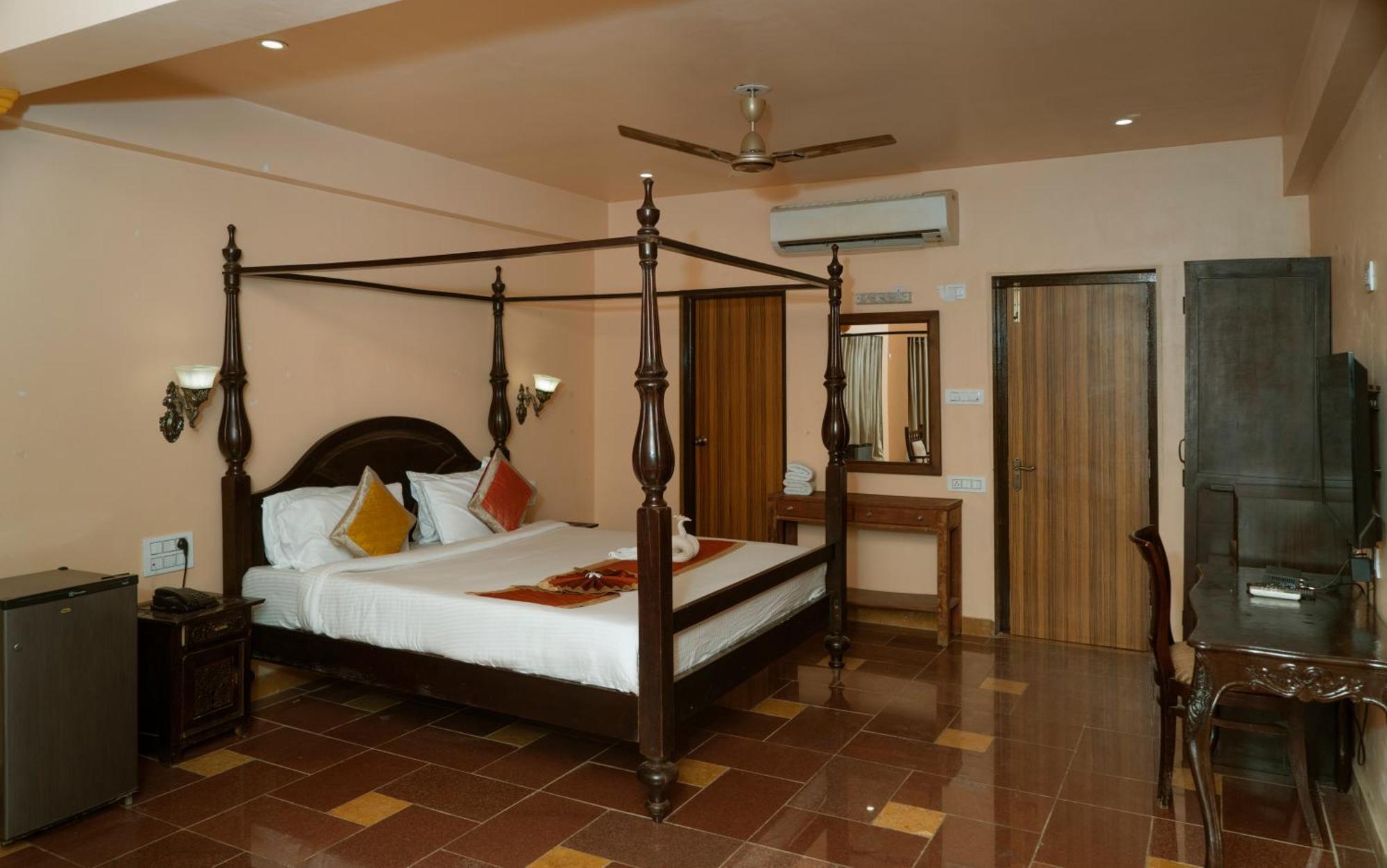 Udai Nature Valley Resort - A Peace Full Farmhouse Resort Udaipur Kültér fotó
