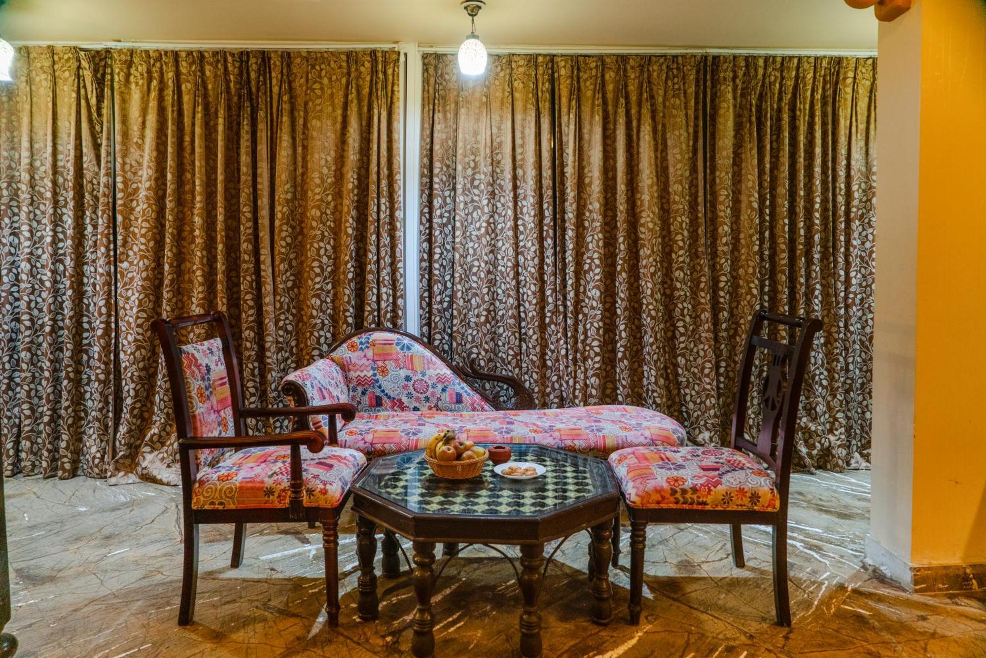 Udai Nature Valley Resort - A Peace Full Farmhouse Resort Udaipur Kültér fotó