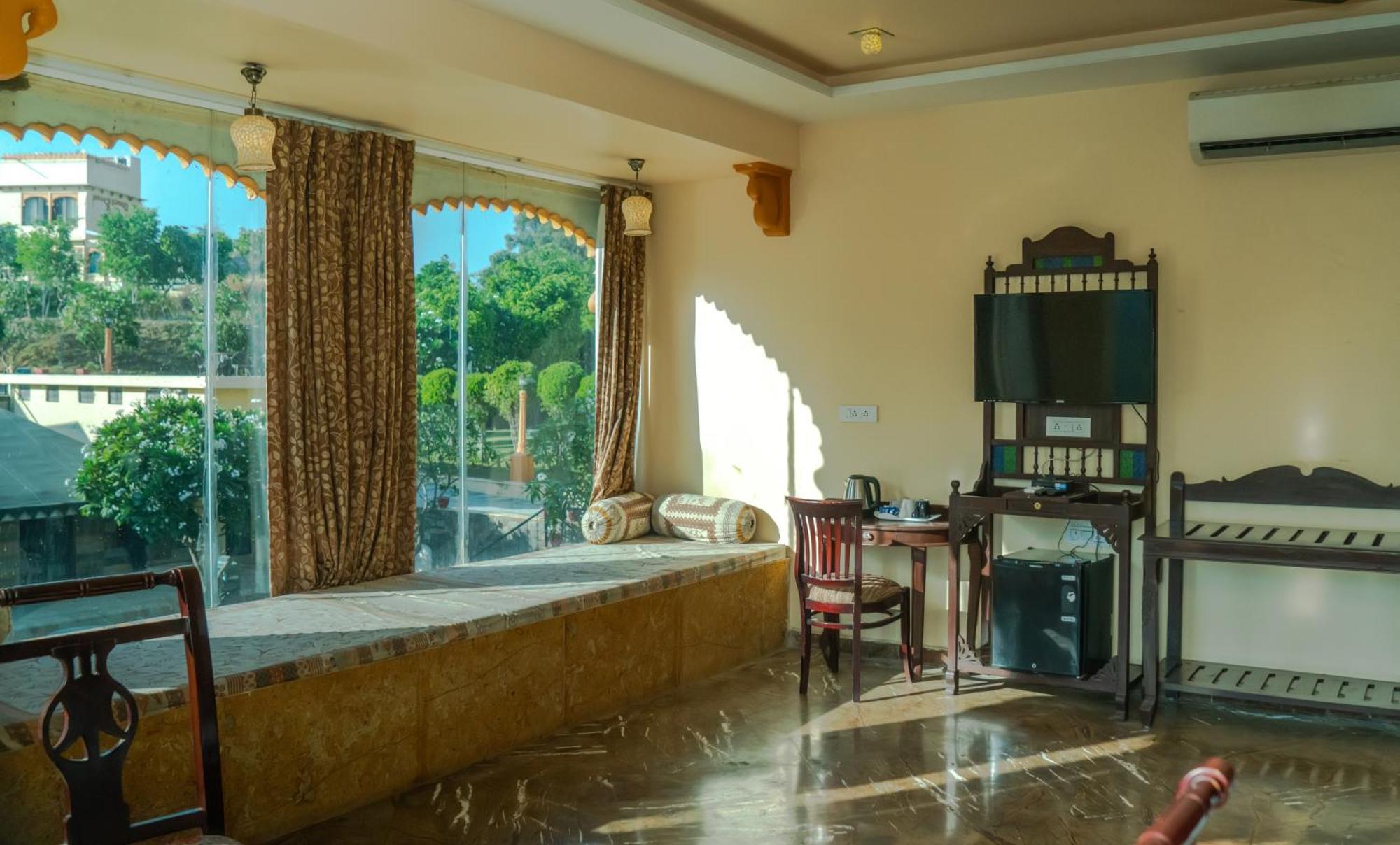Udai Nature Valley Resort - A Peace Full Farmhouse Resort Udaipur Kültér fotó